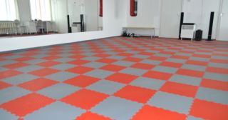 Резиновое покрытие для спортзала Чехов, цена от 889 руб.